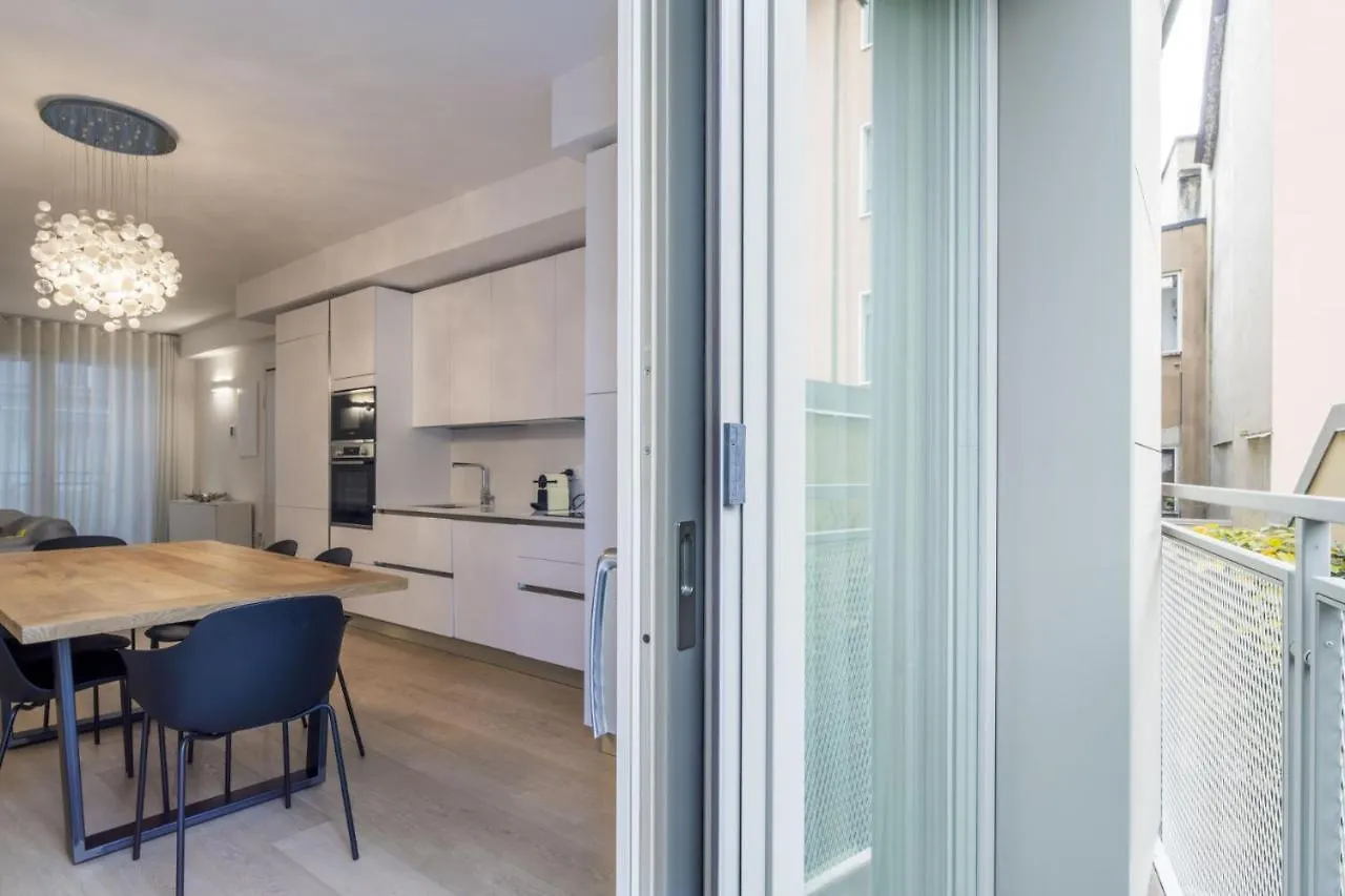Easylife - Moderno Ed Elegante Trilocale In Corso Garibaldi Apartment Milan 0*,