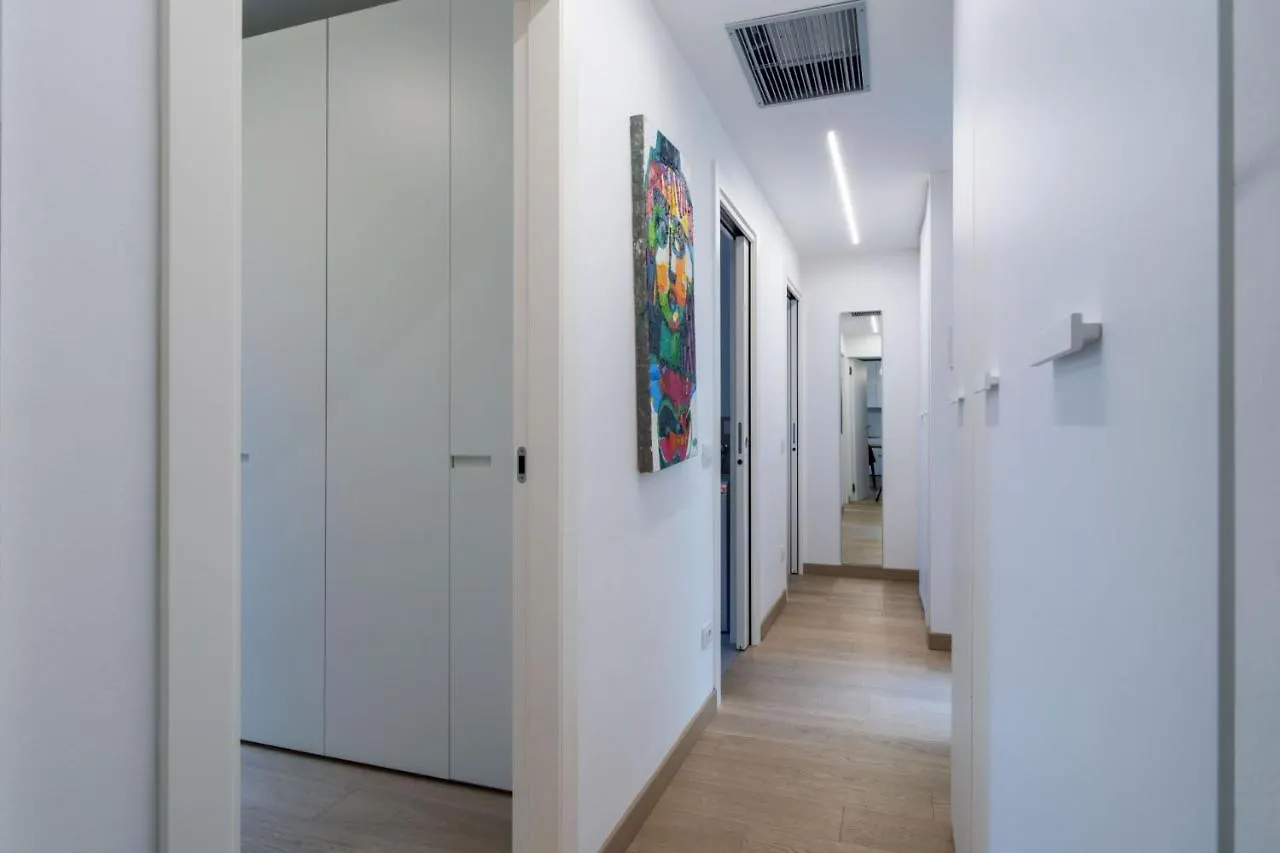 Easylife - Moderno Ed Elegante Trilocale In Corso Garibaldi Apartment Milan 0*,  Italy
